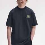 FRED PERRY TENNIS BADGE HEAVYWEIGHT SS TSHIRT - NAVY